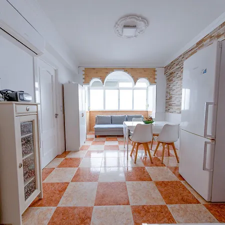 Habitacion A 7 Mins Centro Turistico Torremolinos Exterior photo