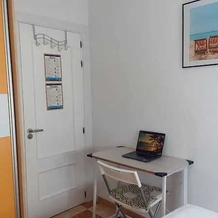 Habitacion A 7 Mins Centro Turistico Torremolinos Exterior photo
