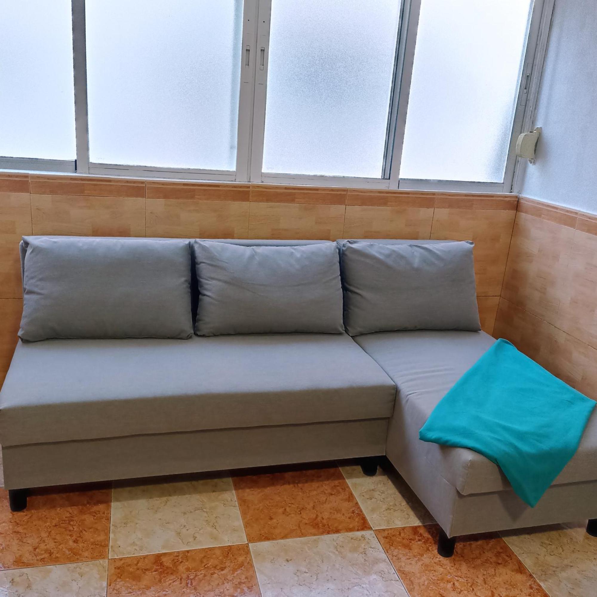 A 7 Mins Centro Turistico Homestay Torremolinos